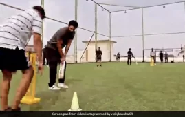 Vicky Kaushal Enjoys Another Game Of Cricket With His Team Amid Shoot